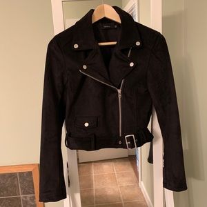 Aritzia Talula Cropped Jacket